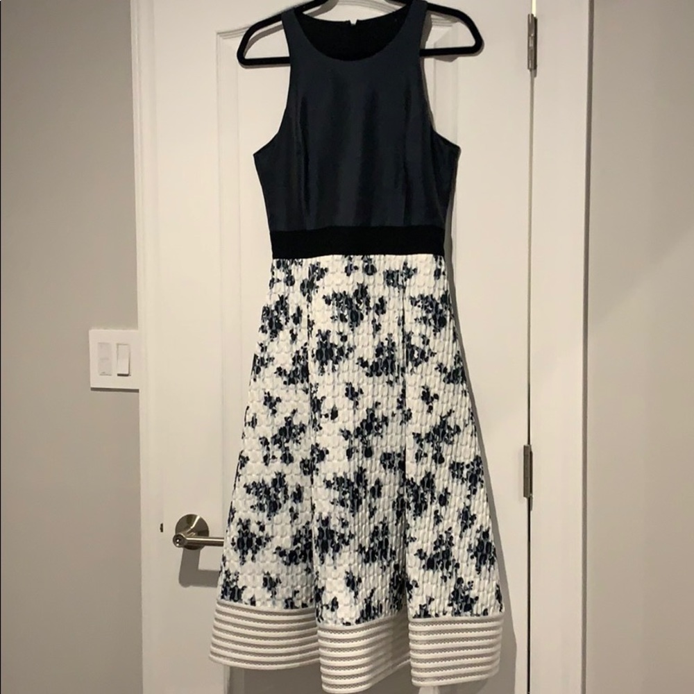 Women’s sachin and Babi dress size 4